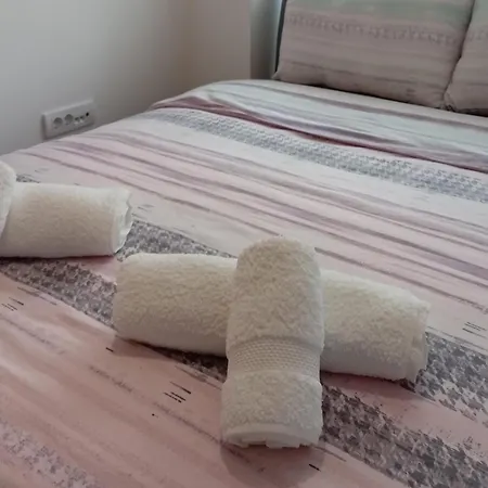 Tera Zemun Apartamento Belgrado