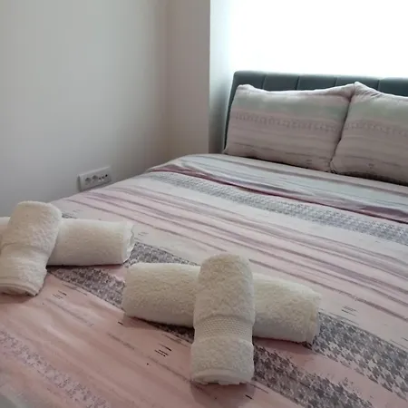 Tera Zemun Apartamento *