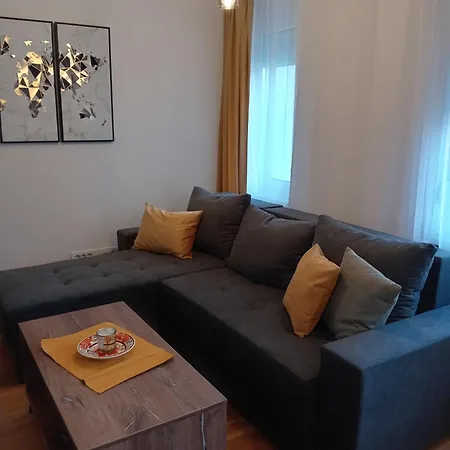 Tera Zemun Apartamento